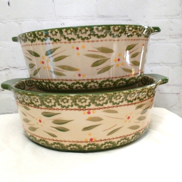 Temp-Tations Other - Set of 2 Temptations by Tara Old World Green Round casserole dishes with lids